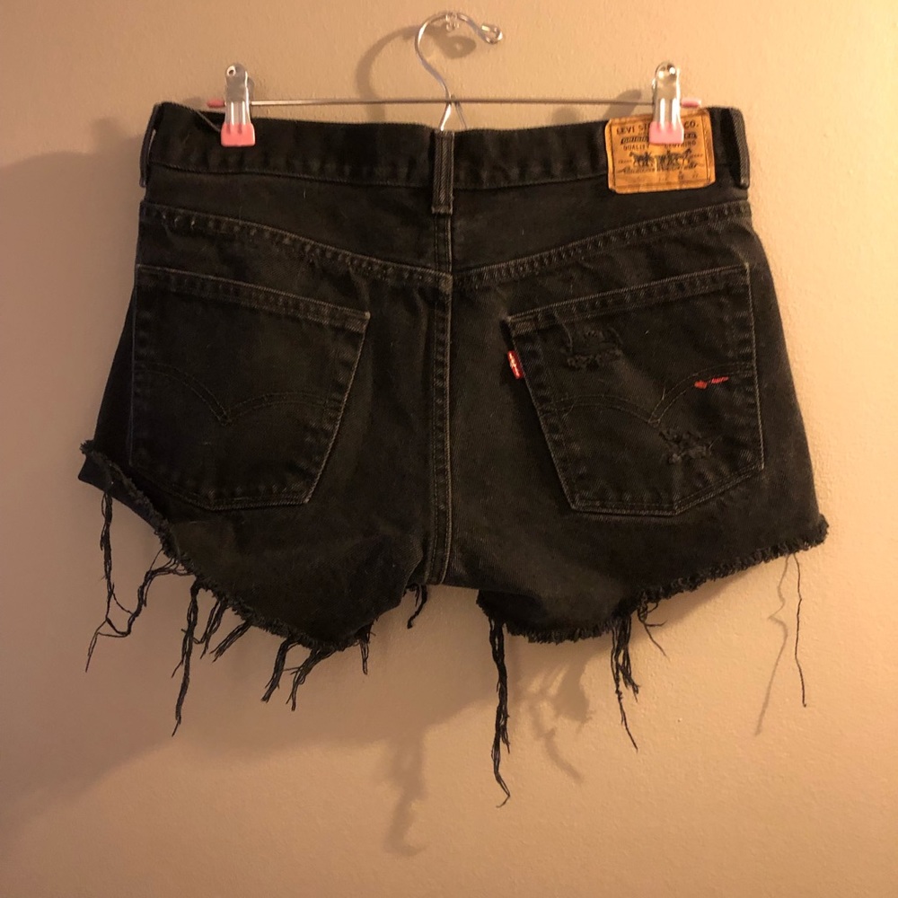 Levi’s - Picture 2 of 3
